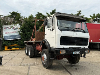 Dropside/ Flatbed truck MERCEDES-BENZ SK 2628