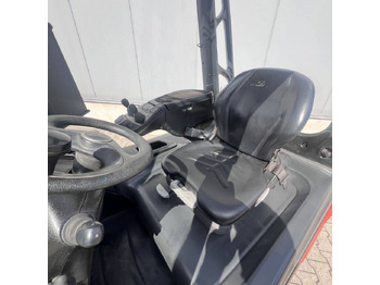 Electric forklift Linde E30 (387): picture 5 Electric forklift Linde E30 (387): picture 5