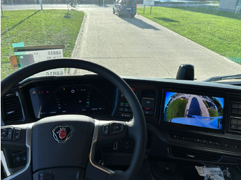 New Tank truck SCANIA P370: picture 4