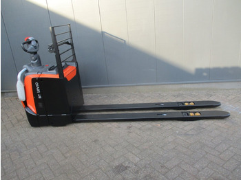 Pallet truck TOYOTA