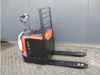 Pallet truck TOYOTA