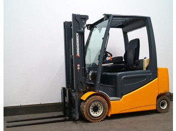 Electric forklift JUNGHEINRICH EFG