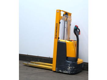 Stacker Jungheinrich EJC110: picture 2