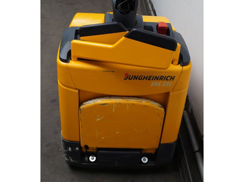 Pallet truck Jungheinrich ERE225: picture 3