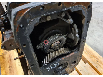 Gearbox Tylny most Massey Ferguson 4245: picture 3