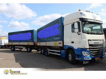 Curtainsider truck DAF XF 106 460