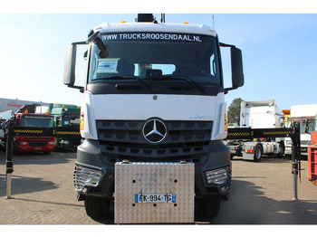 Crane truck Mercedes-Benz Arocs 2051 + 4X4 + HIAB 302 E6 / JIB 70 X 4 + 10 EXTENTSIONS / NEW!!: picture 5