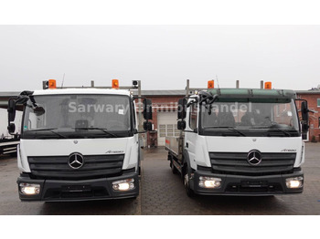 Flatbed van MERCEDES-BENZ