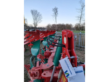 New Plow Kverneland 3300 S: picture 2 New Plow Kverneland 3300 S: picture 2