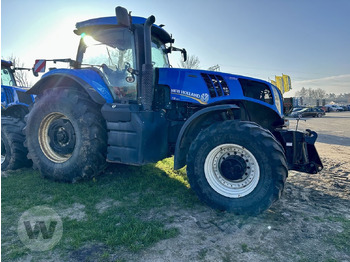Farm tractor New Holland T 8.360: picture 5