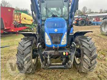 Farm tractor New Holland TD 85: picture 3