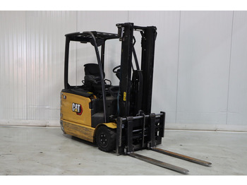 Electric forklift CATERPILLAR EP16