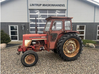 Farm tractor
