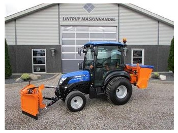 Farm tractor SOLIS 26