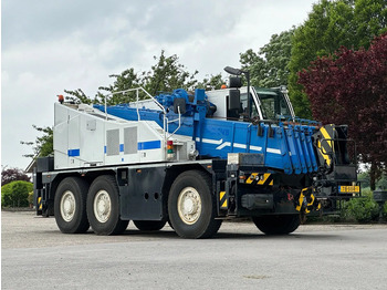 All terrain crane GROVE