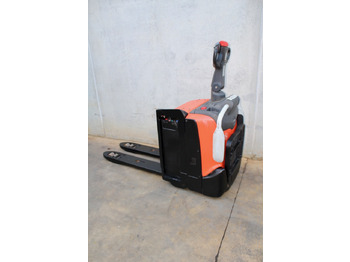 Pallet truck BT
