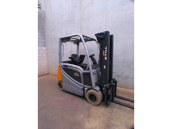 Electric forklift STILL RX20