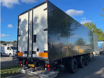 Leasing of Van Eck UT-3B Steering axle 260 cm insteek Frigo carrier vector UT-3B H= 260 W= 250cm Van Eck UT-3B Steering axle 260 cm insteek Frigo carrier vector UT-3B H= 260 W= 250cm: picture 4