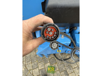 Fertilizer spreader LEMKEN