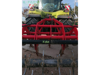 Farm tractor CLAAS ARION 660 St4 CMATIC: picture 4