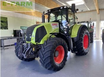 Farm tractor CLAAS Axion 820