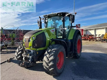 Farm tractor CLAAS Axion 830