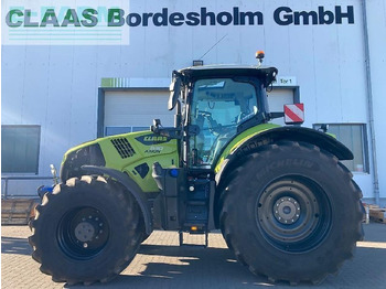 Farm tractor CLAAS Axion 830
