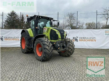 Farm tractor CLAAS Axion 870