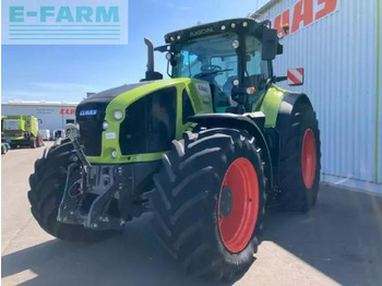 Farm tractor CLAAS Axion 950