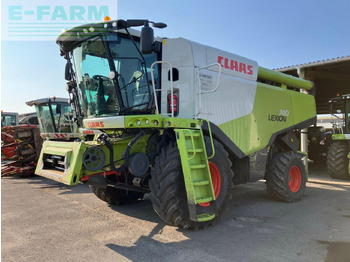 Combine harvester CLAAS Lexion 740
