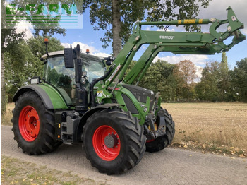 Farm tractor FENDT 718 Vario