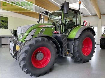 Farm tractor FENDT 724 Vario