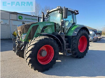Farm tractor FENDT 826 Vario