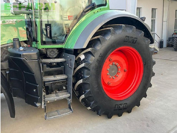 Farm tractor Fendt 927 vario: picture 4