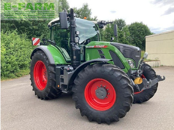 Farm tractor FENDT 724 Vario