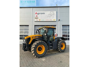 Farm tractor JCB Fastrac 4220