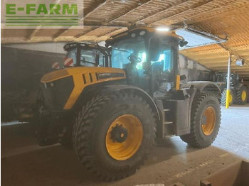 Farm tractor JCB Fastrac 4220