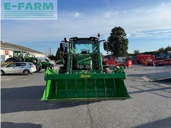 Farm tractor John Deere 6100m: picture 2