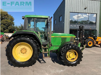 Farm tractor JOHN DEERE 6810