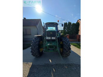 Farm tractor John Deere 6920: picture 2