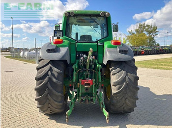 Farm tractor John Deere 7430: picture 4