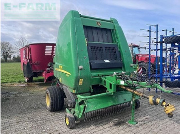 Square baler JOHN DEERE
