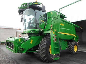 Combine harvester JOHN DEERE T660