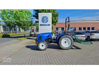 Farm tractor NEW HOLLAND Boomer 50