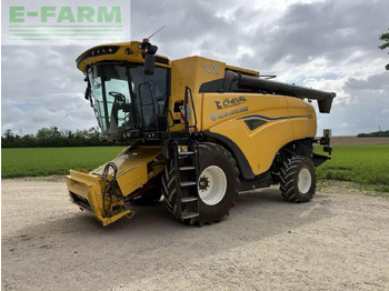 Combine harvester NEW HOLLAND CX series