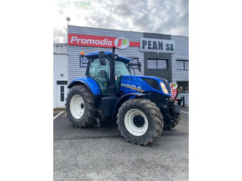 Farm tractor NEW HOLLAND T7
