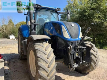 Farm tractor NEW HOLLAND T7.230