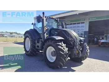 Farm tractor VALTRA T174