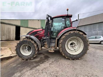 Farm tractor VALTRA T234