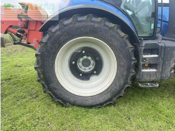 Farm tractor VALTRA T-series